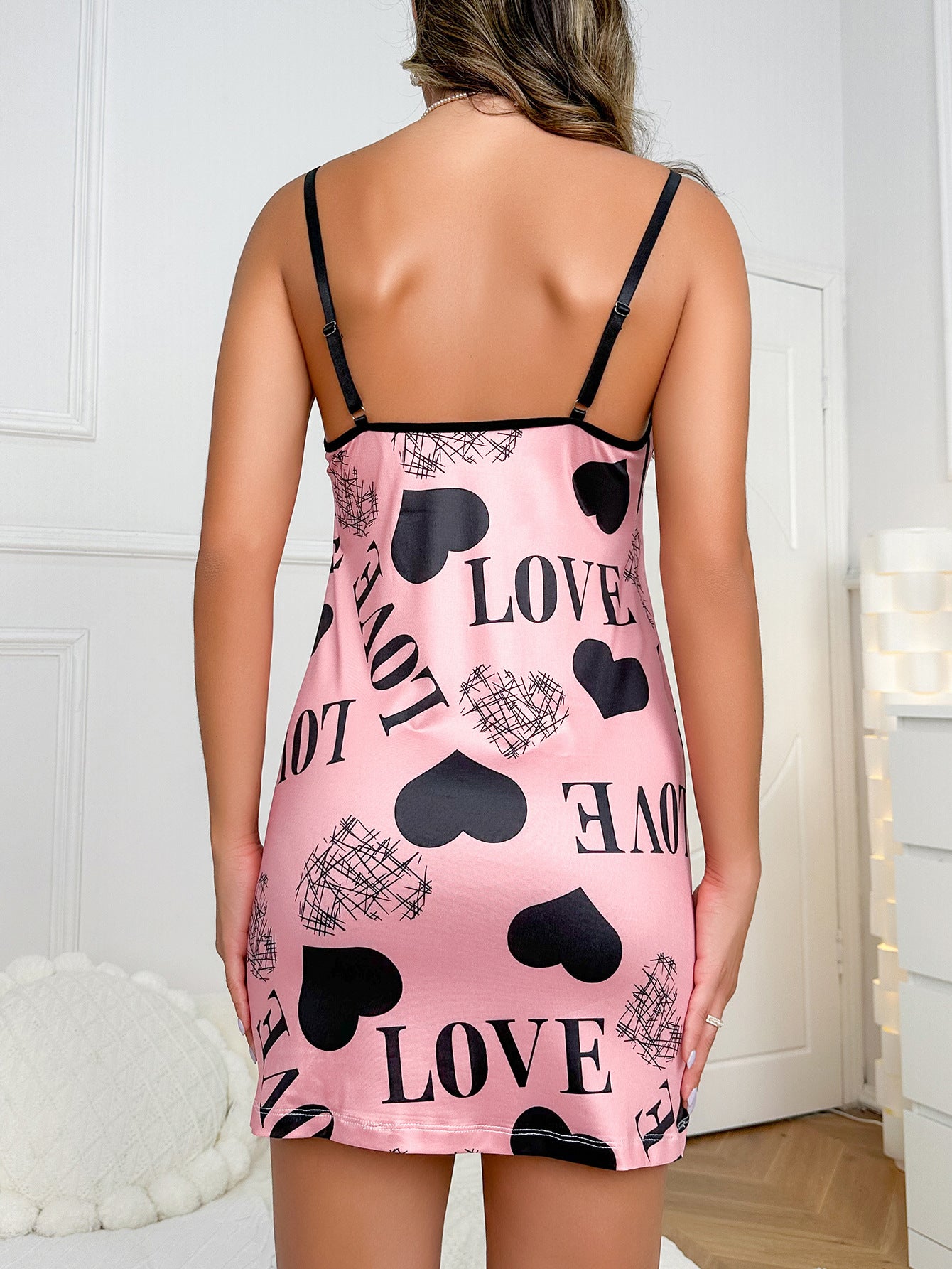 Nuisette Nightgown