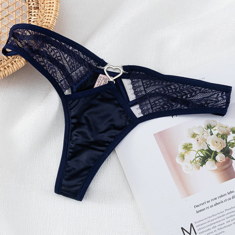 Culotte taille basse en dentelle légère et douce en forme de T