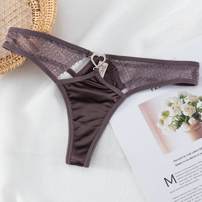 Culotte taille basse en dentelle légère et douce en forme de T