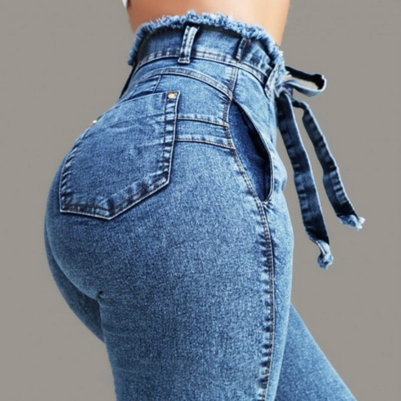 Jeans fringed